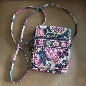 Vera Bradley crossbody purse